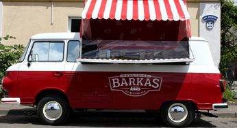 «Купили в деревне фургон и вложили $ 8000». Фуд-трак «Barkas» появился в Гродно