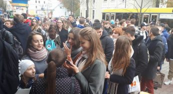 Как в Гродно раздавали бесплатную шаурму (фото)