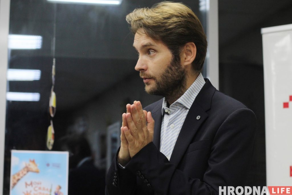 Виктор Мартинович презентовал роман "Ночь"