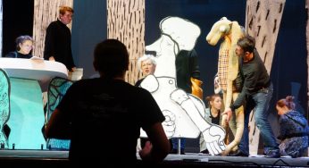 «Никогда чаю с такими дураками не пила!» Гродненские кукольники готовят постановку «Алисы в стране чудес»