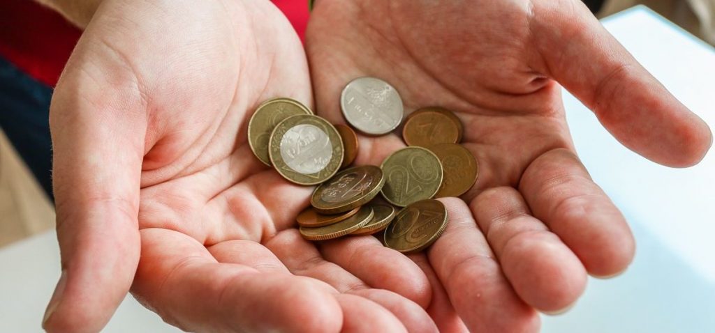 6, 1 рубля за месяц работы. Кто столько получает в Гродненской области?