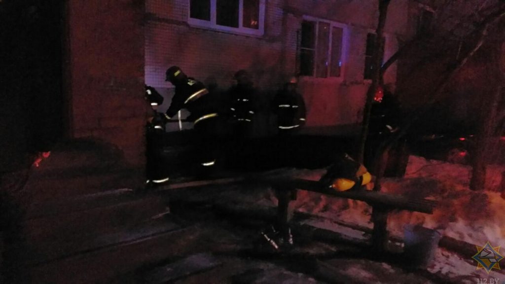 13-летний мальчик заглянул посмотреть на пожар в подвале и попал в больницу 13-летний мальчик заглянул посмотреть на пожар в подвале и попал в больницу