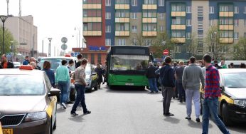 В Гродно бастуют таксисты: требуют повышения тарифов