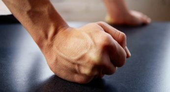 Гродненец сделал замечание пьяной компании и получил в нос