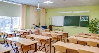Центр занятости направил слонимчанина на работу, но там его не приняли. Он пошел в суд