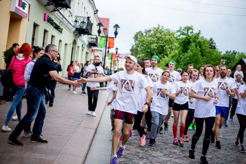 200 000 рублей за 200 000 километров: «Европейские забеги» #velcombegom досрочно пробежали на рекордную сумму