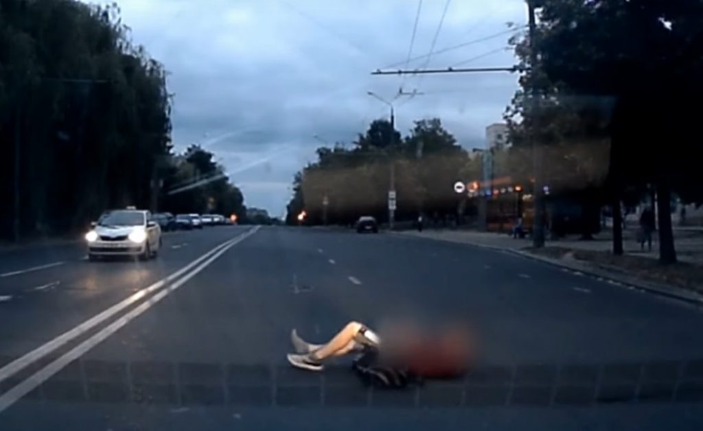 В Гродно пенсионер сбил студента на пешеходном переходе