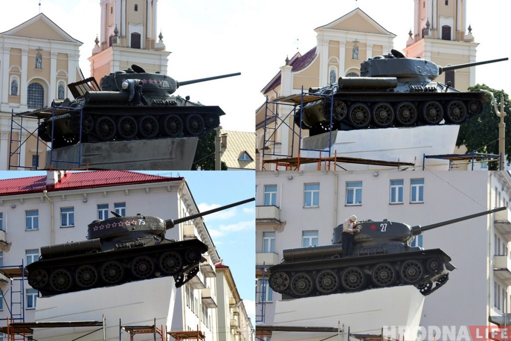 Историк победил коммунальщиков: на танке снова поменяли надпись и теперь она окончательная