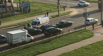 Утром на Девятовке образовался паровозик из трех авто. Между автомобилями зажало мужчину