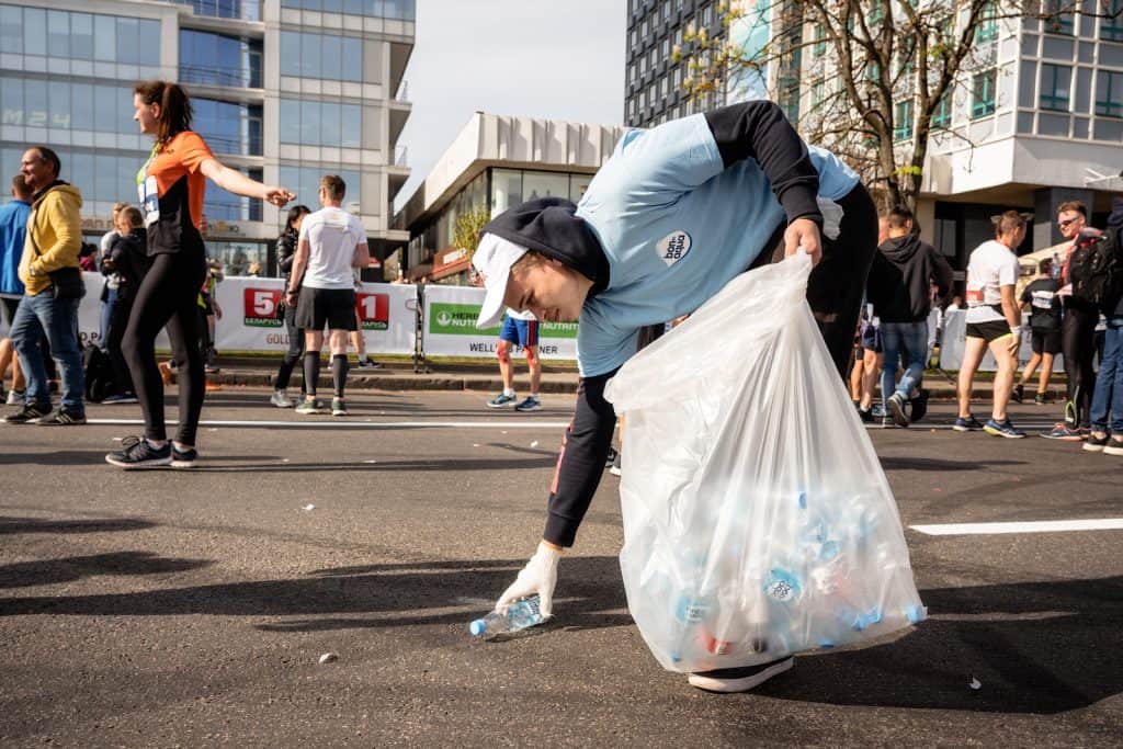 Во время полумарафона волонтеры собрали мусор: Беларусь присоединяется к международной экологической акции World Clean Up
