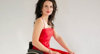 Колясочница из Гродно поехала на конкурс красоты в Питер. Поддержите!