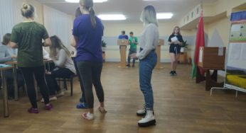 «Угрожали отправить в Островец». Есть ли принуждение к досрочному голосованию в Гродно?