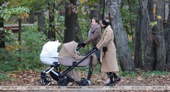 В Беларуси рождаемость будут стимулировать «бонусом за скорость»