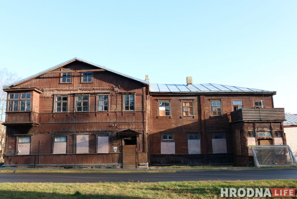 «Утвердили охранную зону и сразу же решили сносить». Новый Свет может лишиться очередного символа