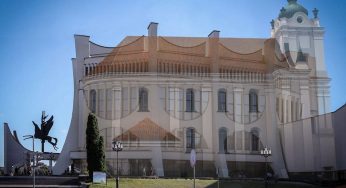 Что было на месте драмтеатра? Смотри виртуальную реконструкцию монастыря бернардинок