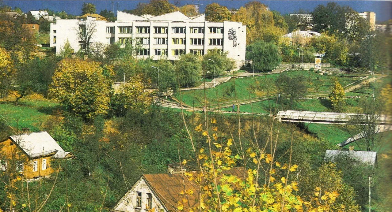 Бывший Дворец пионеров в Гродно. Сегодня областной Дворец творчества детей и молодежи