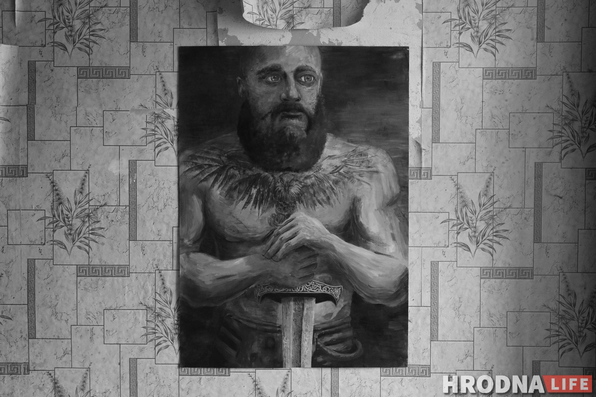 Галерея одного дня: молодые художники выставились в пустой квартире в центре Гродно Галерея одного дня: молодые художники выставились в пустой квартире в центре Гродно