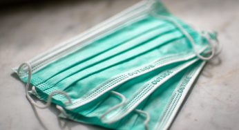 В Беларуси официально 17 489 случаев коронавируса. Число новых выявленных заражений падает второй день