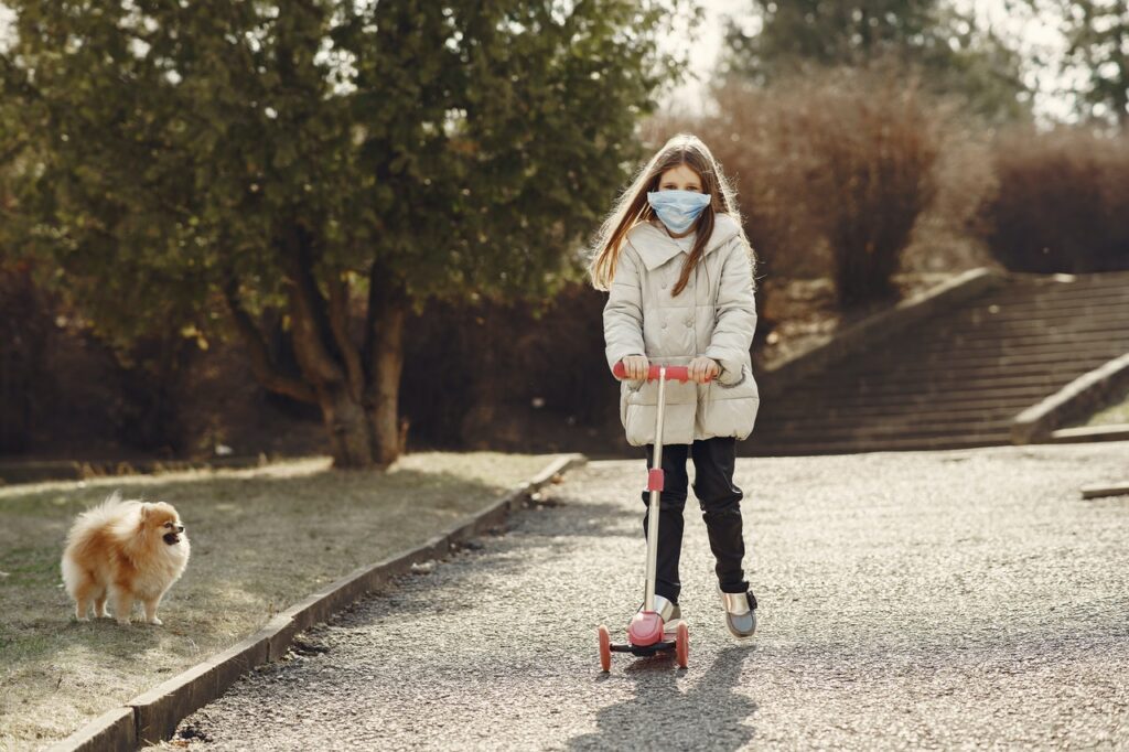 Коронавирус подтвержден у 3600 детей. Чем еще болеют маленькие белорусы