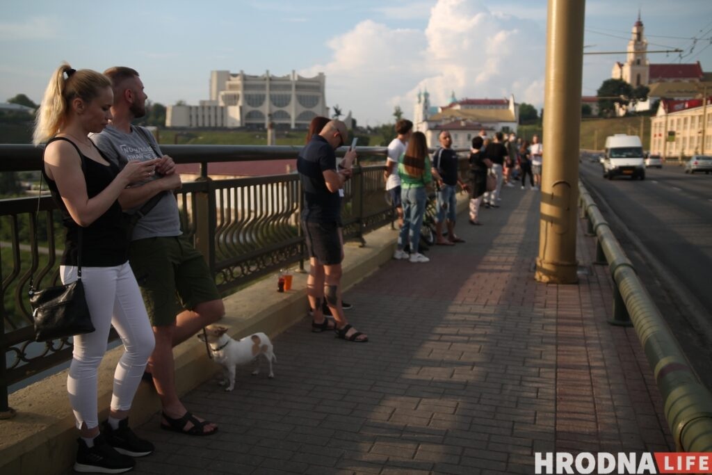 «Даже самый глупый из милиционеров не хочет быть злодеем». Дмитрий Навоша, — о том, почему именно сейчас важно говорить про беспредел в Беларуси