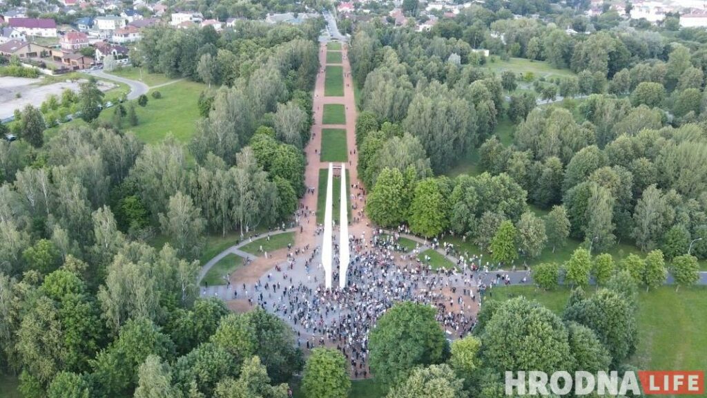 пикет за тихановскую дрон коложский парк 01