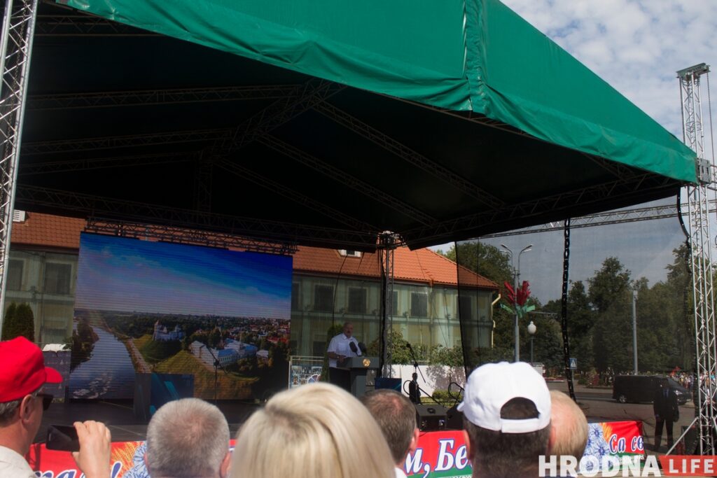 Александр Лукашенко на митинге в Гродно