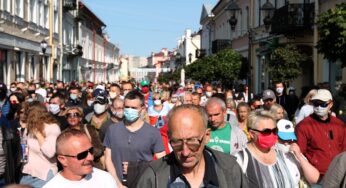 Правозащитники: 20 сентября на акциях в Беларуси задержали около 240 человек