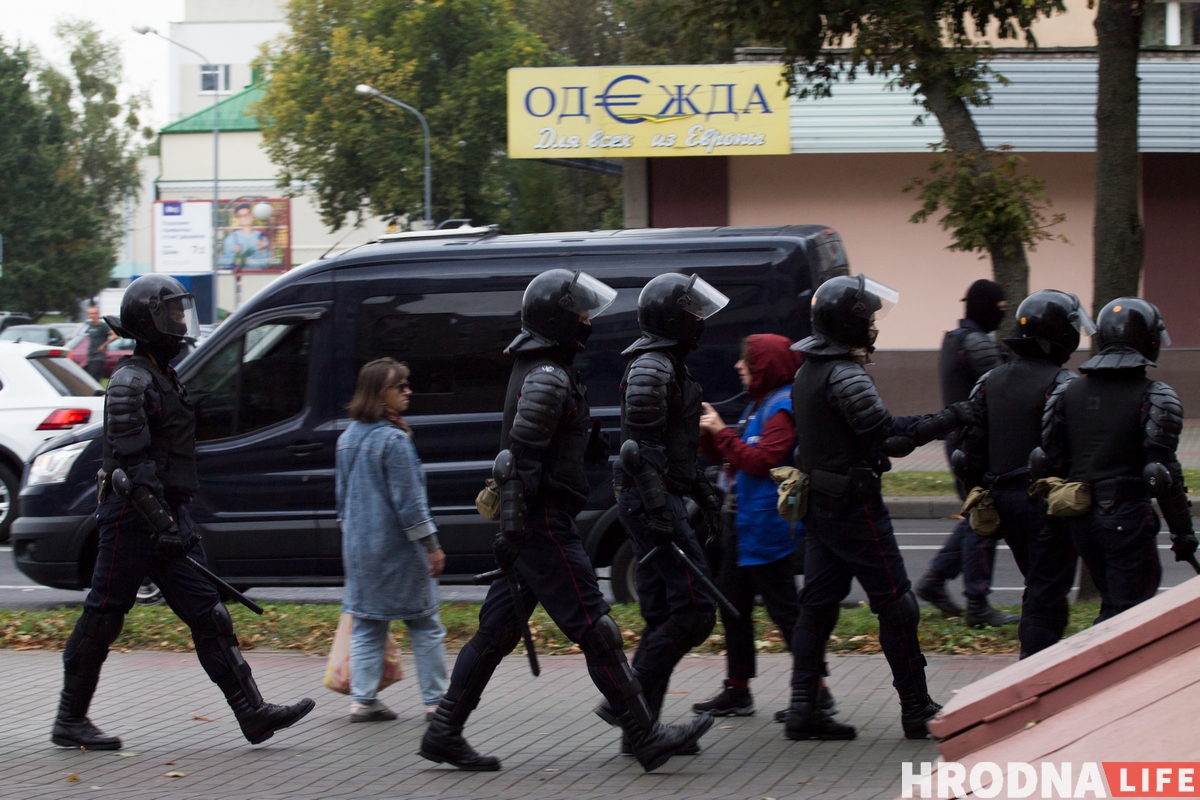 Газ и жесткие задержания. Акцию в Гродно разогнали через несколько минут