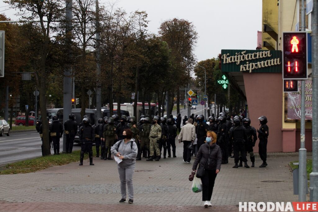 Газ и жесткие задержания. Акцию в Гродно разогнали через несколько минут Газ и жесткие задержания. Акцию в Гродно разогнали через несколько минут