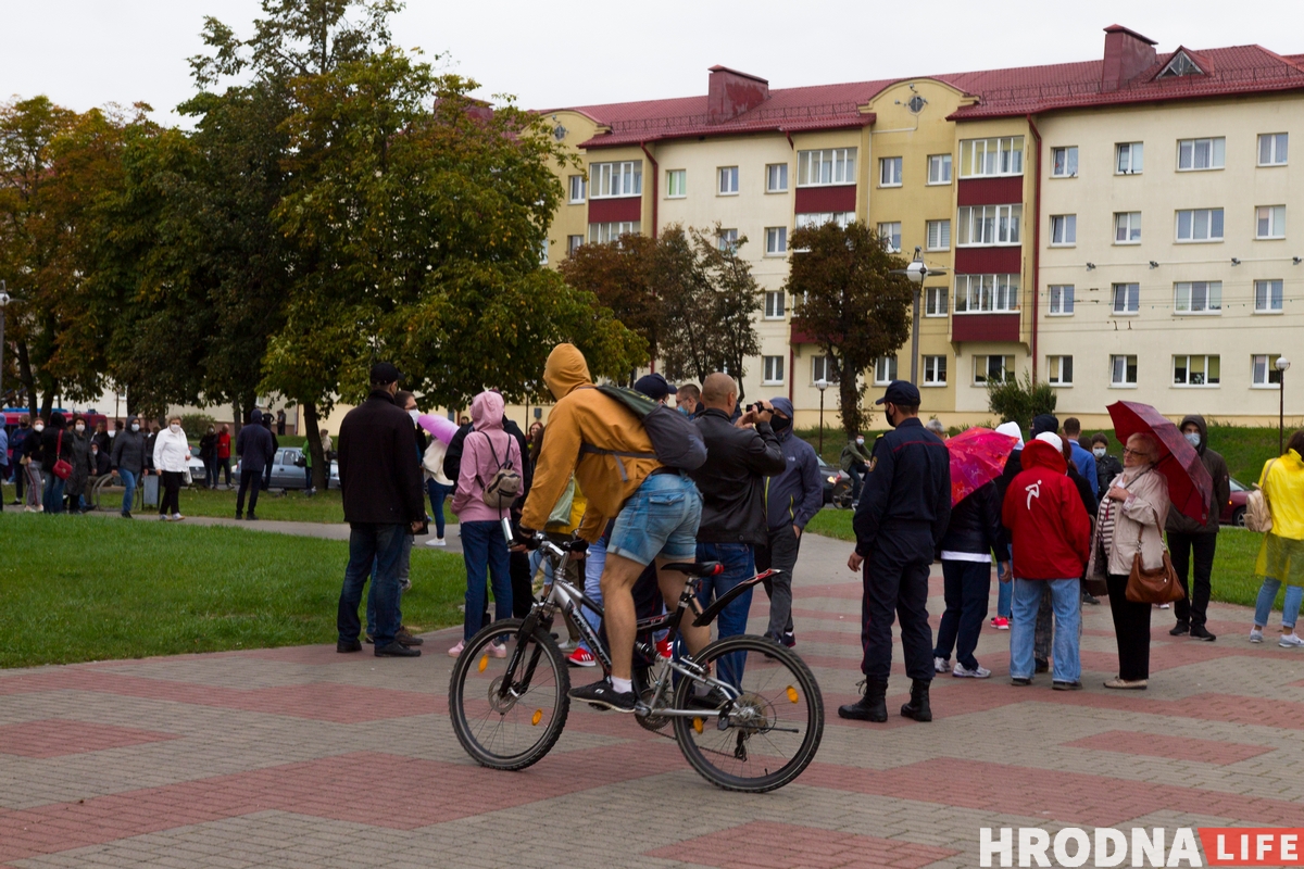 Газ и жесткие задержания. Акцию в Гродно разогнали через несколько минут