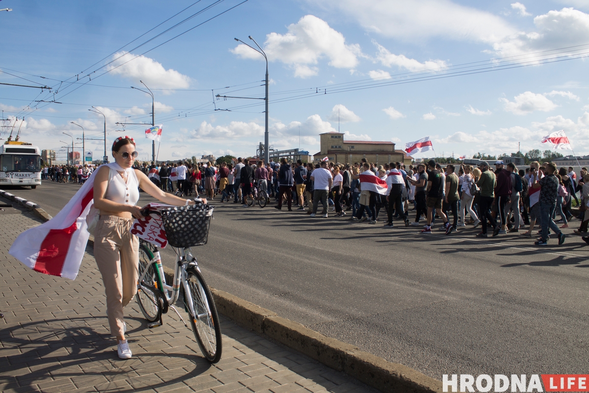 Десятки задержаний, газ и удушения. Как протестовал Гродно 6 сентября