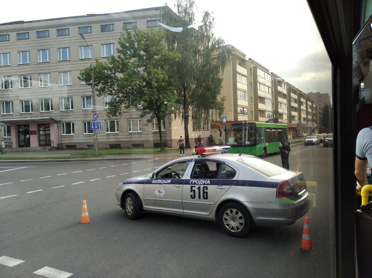 Женский марш и флаги. Как протестовали в Гродно 5 сентября