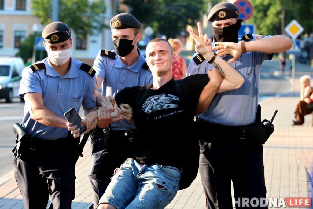 В Беларуси более 120 политзаключенных. Сколько из них в Гродненской области? политзаключенные Беларуси