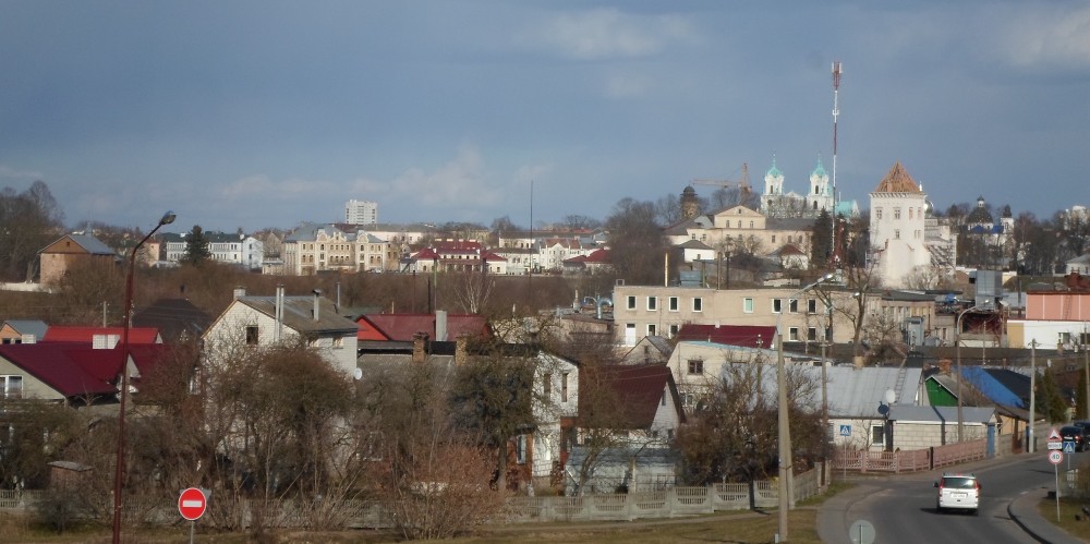 19-этажка на Щорса навсегда испортила вид на исторический центр Гродно. Фото: Мечислав Супрон