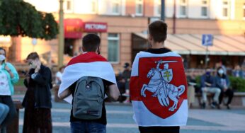 Историки Беларуси направили обращение «Наш сцяг» в Генпрокуратуру