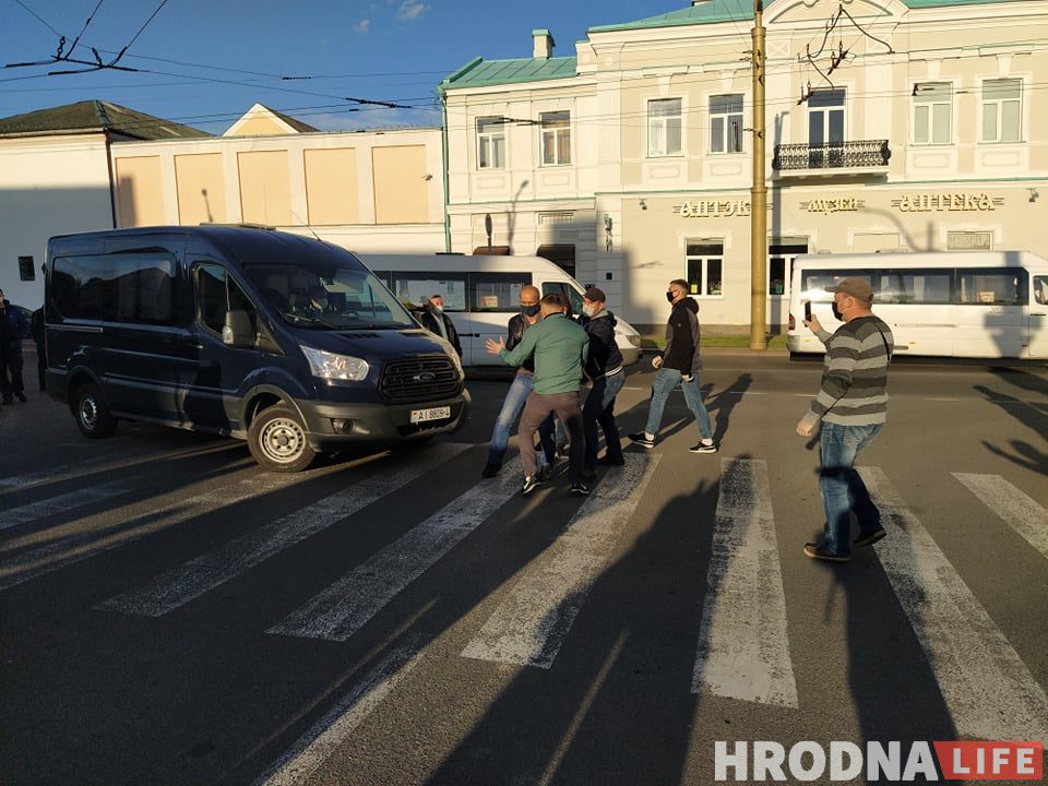 задержание Сергея Тихановского на пикете в Гродно 29 мая 2020