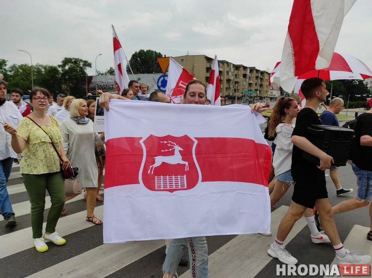 Беларусы Белостока вышли на акцию солидарности