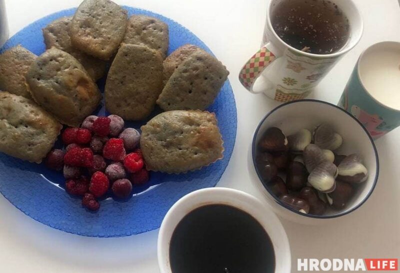 Готовь быстро, ешь медленно. Малиновые маффины к воскресному завтраку