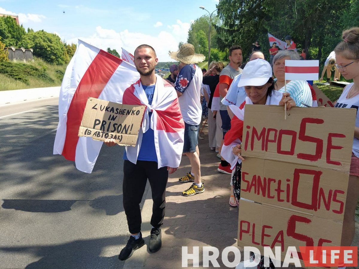 Пикет на польско-белорусской границе: протестующие блокировали дорогу, Латушко передал требования Совмину