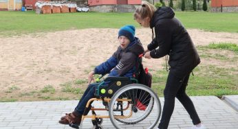 «Кто может считаться волонтером, а кто нет». В Беларуси готовят закон о волонтерстве