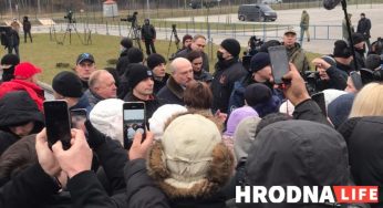 Александр Лукашенко приехал к мигрантам в Брузги