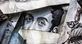 За взятку $1300 осудили директора предприятия и депутата из Гродненщины (обновлено)