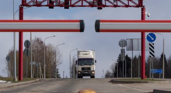 Запретить выезд во время административного процесса, по решению КГБ и госслужащим без разрешения. В Беларуси готовятся менять законы