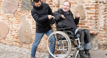 По Гродно разрабатывают инклюзивную экскурсию. В нее включат замки, хотя там нет даже пандусов