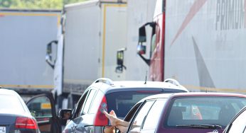Белорусов начали раздевать на границе — в рамках личного досмотра