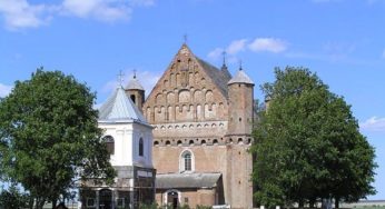 Настоятеля церкви в Сынковичах хотели наказать за самовольное строительство