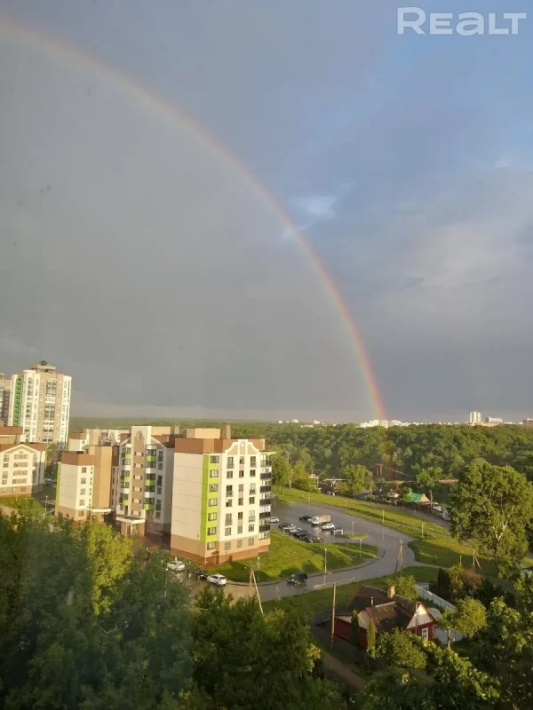 Вид из квартире на Белуша