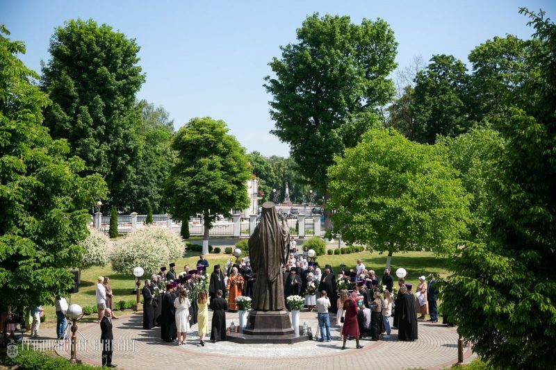 У Гродне ўрачыста адкрылі помнік мітрапаліту Філарэту