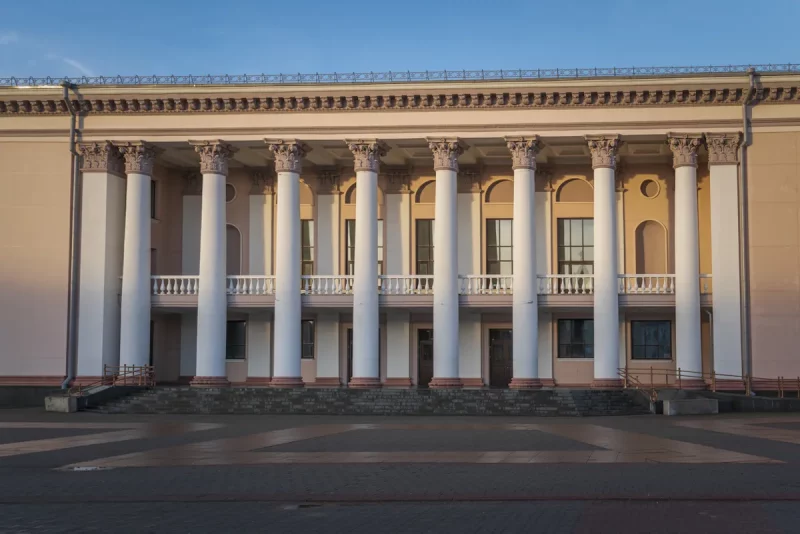 Дворец Текстильщиков на Советской площади. Фото: iStock