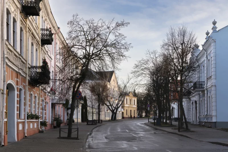 Улица Замковая в Гродно - исторический центр. Фото: iStock